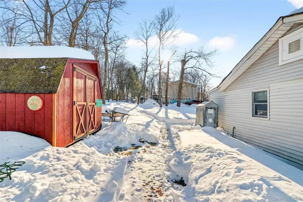 33 E Crossman Avenue Monroe NY 10950