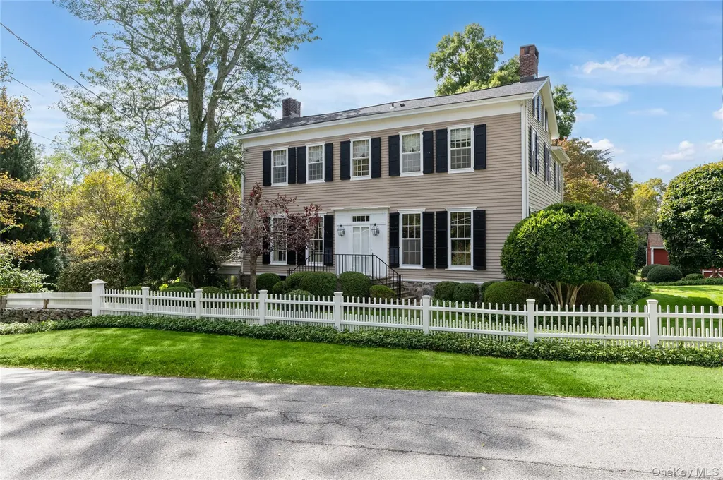 20 Mead Street Waccabuc NY 10597