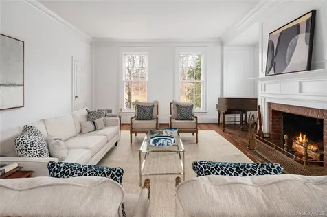 20 Mead Street Waccabuc NY 10597