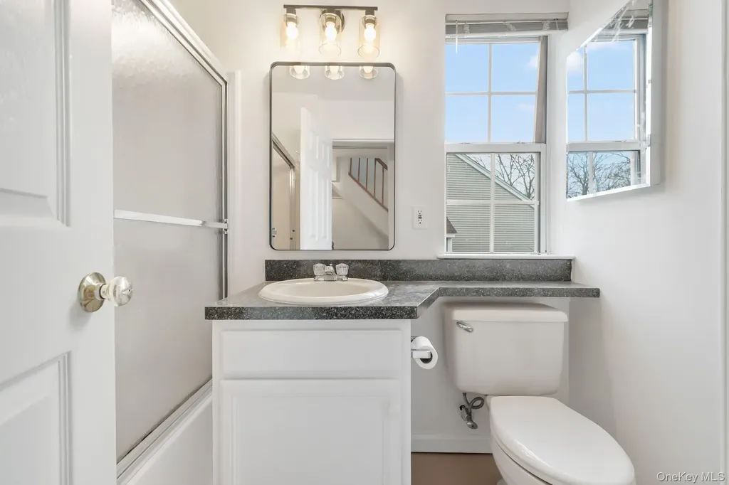 401 Park Ridge Lane White Plains NY 10603