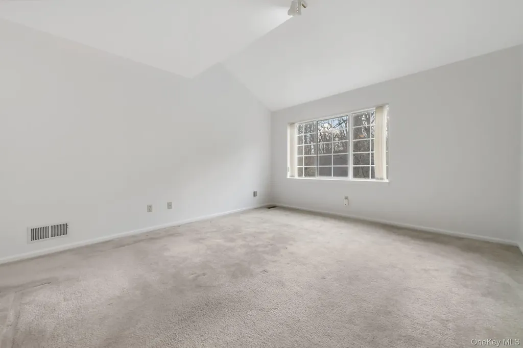 401 Park Ridge Lane White Plains NY 10603