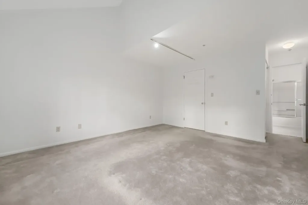 401 Park Ridge Lane White Plains NY 10603