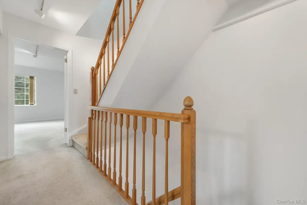 401 Park Ridge Lane White Plains NY 10603