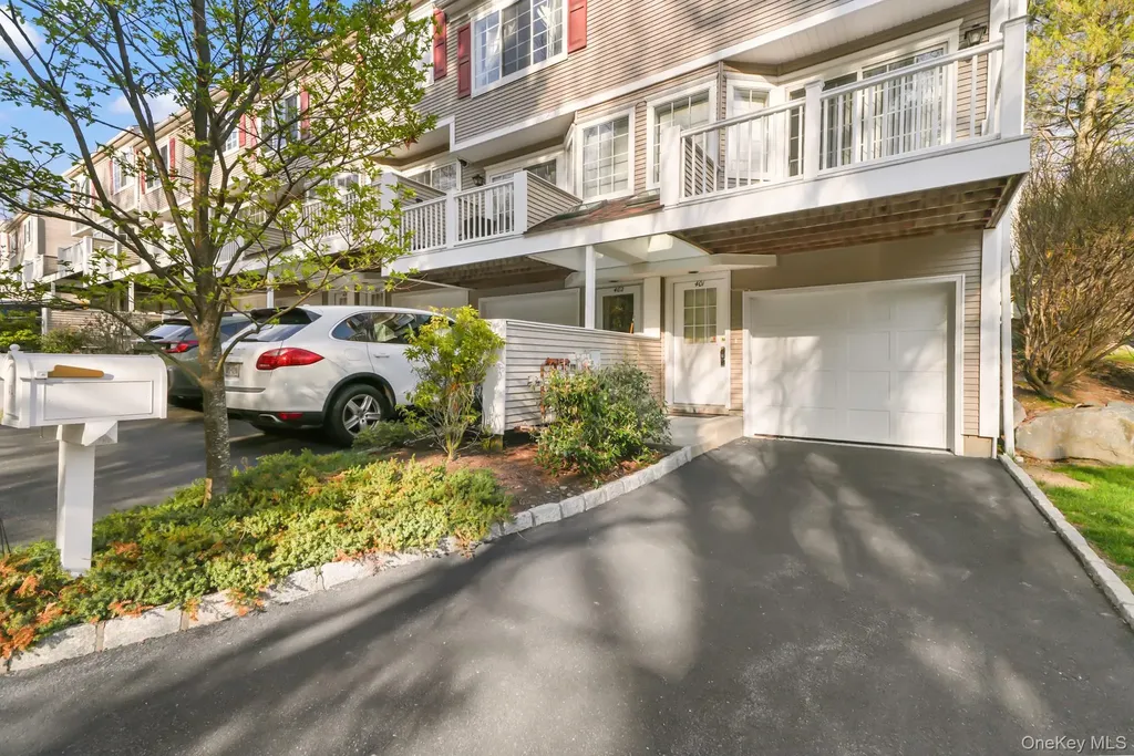 401 Park Ridge Lane White Plains NY 10603