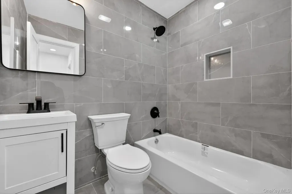 1368 E 100th Street Brooklyn NY 11236