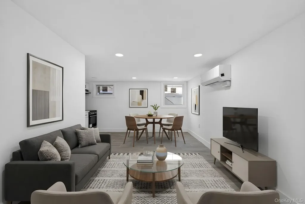 1368 E 100th Street Brooklyn NY 11236