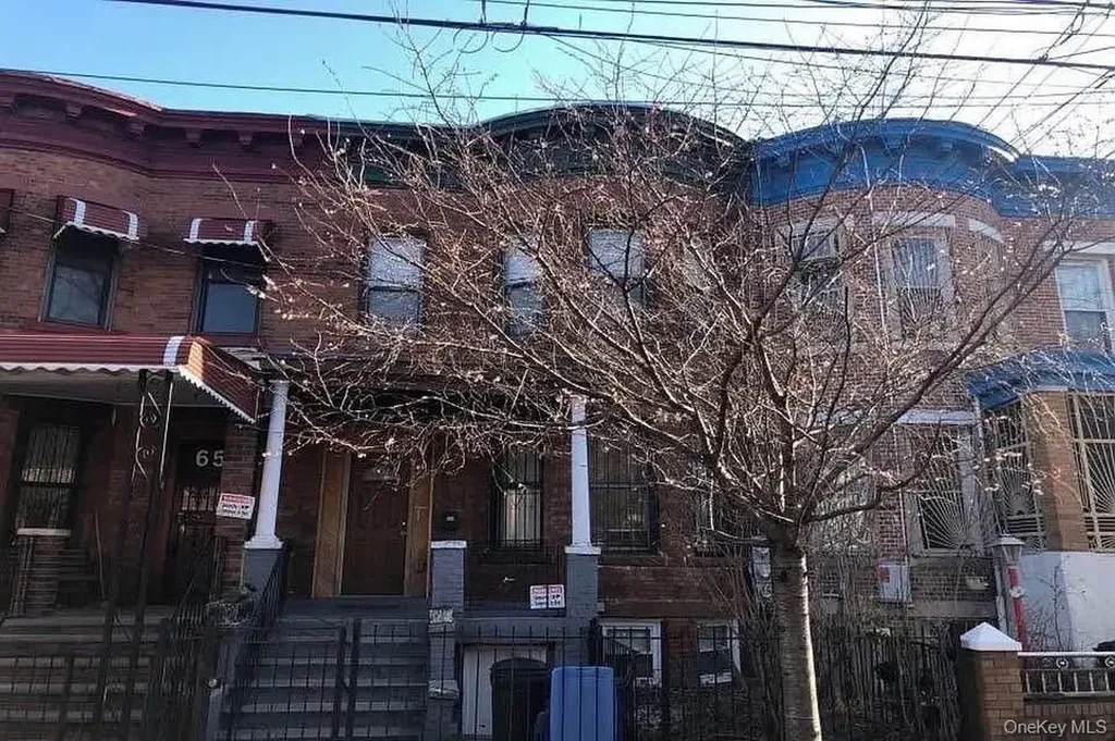 655 Hendrix Street Brooklyn NY 11207
