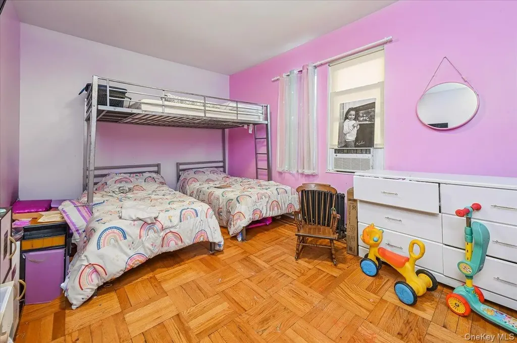 1065 Stell Place Bronx NY 10469