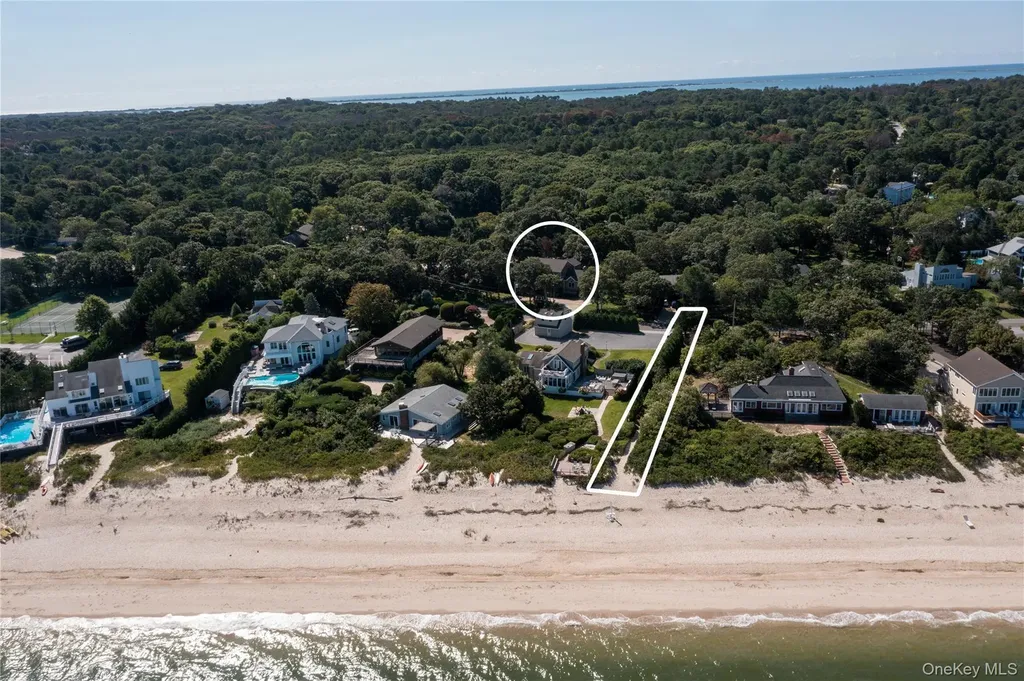 48 Oakhurst Road Hampton Bays NY 11946