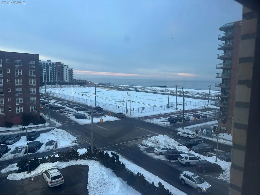 25 W Broadway Long Beach NY 11561