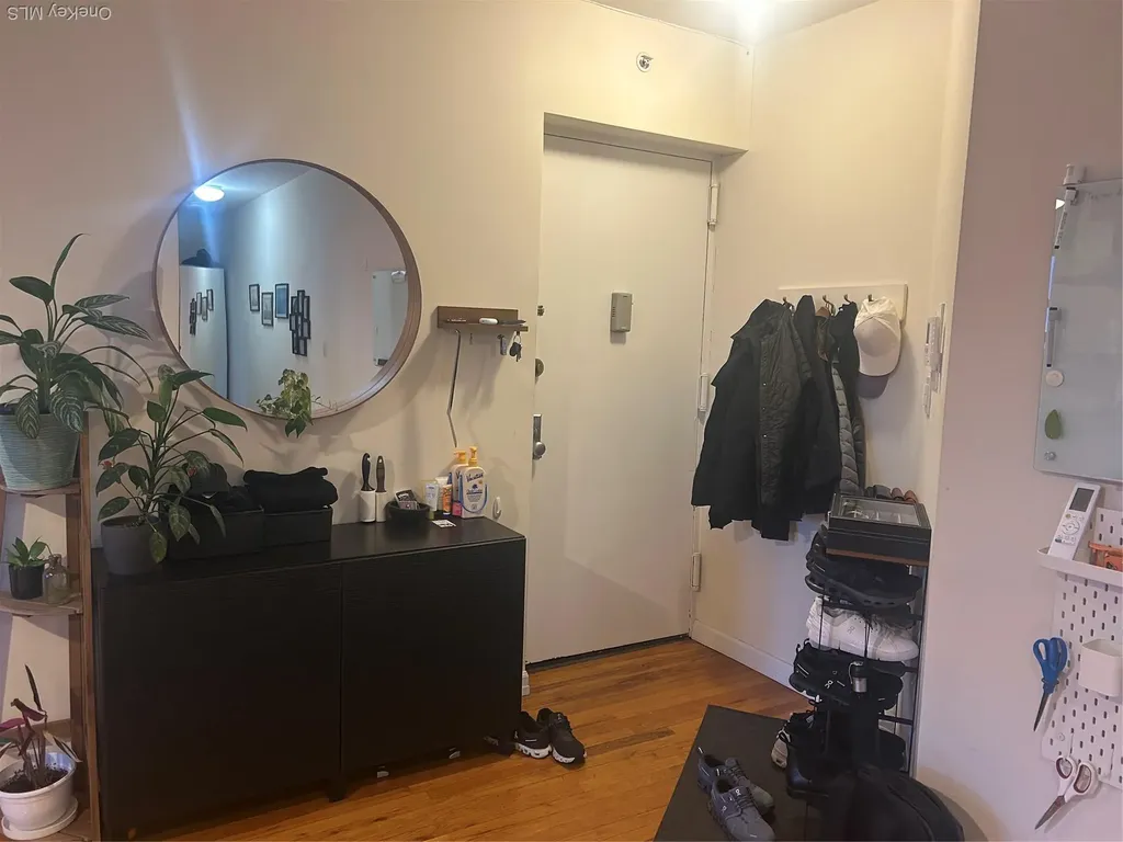 25 W Broadway Long Beach NY 11561