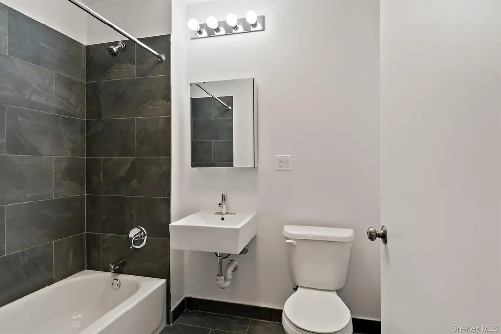 1047 Morris Avenue Bronx NY 10456