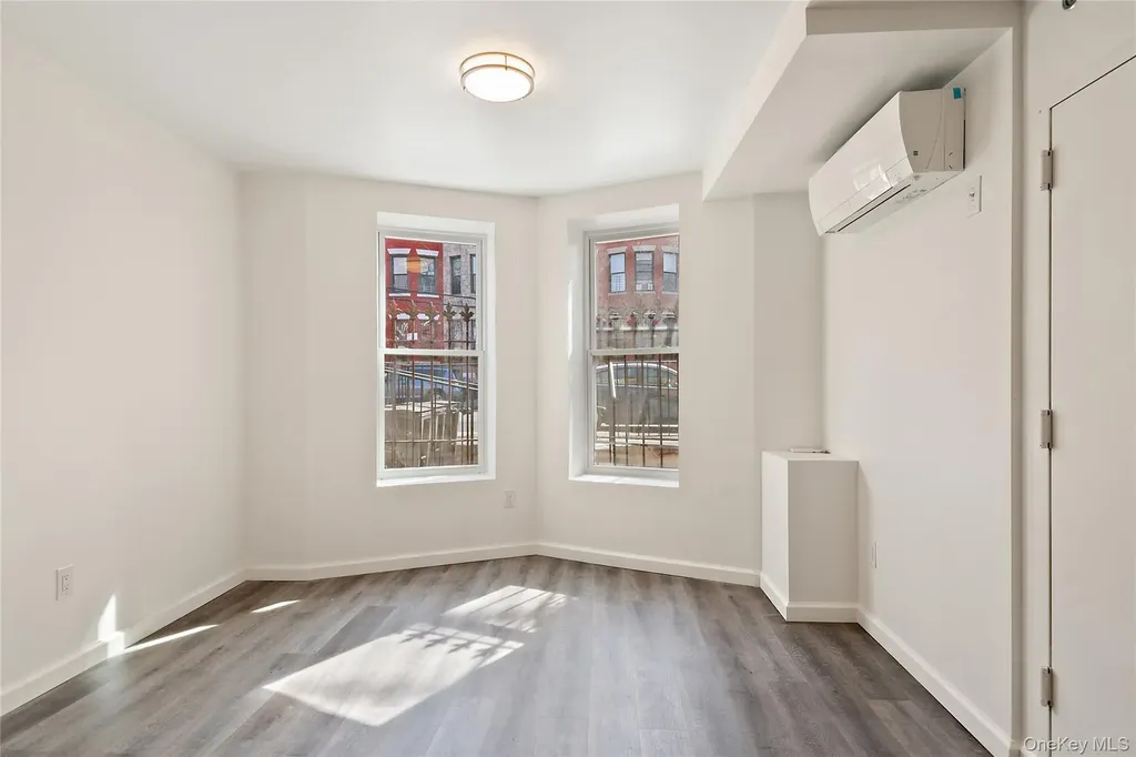 1047 Morris Avenue Bronx NY 10456