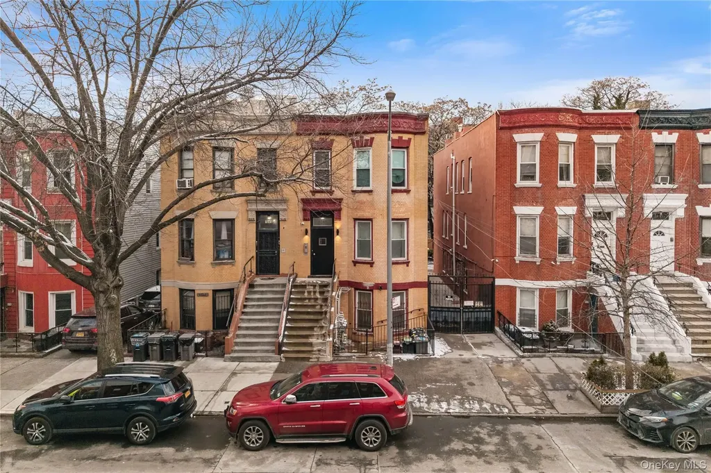 1047 Morris Avenue Bronx NY 10456