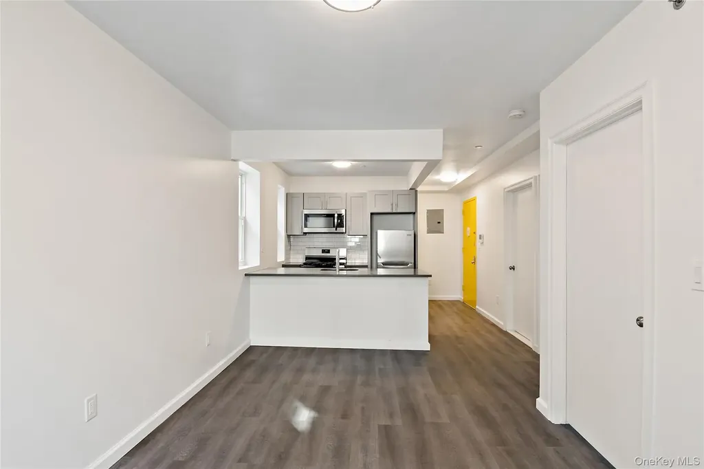 1047 Morris Avenue Bronx NY 10456