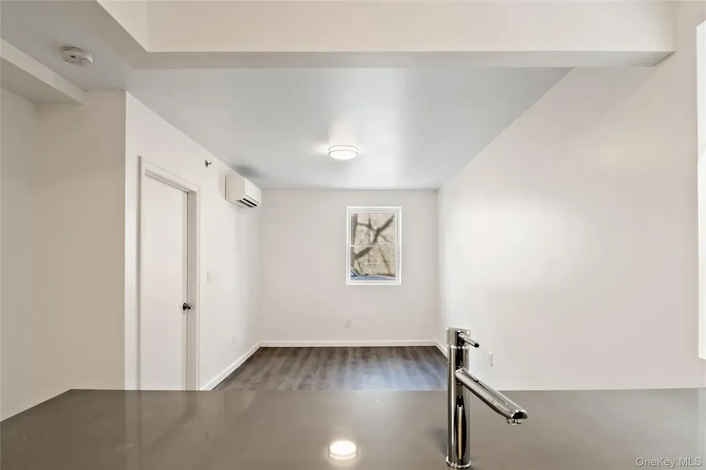 1047 Morris Avenue Bronx NY 10456