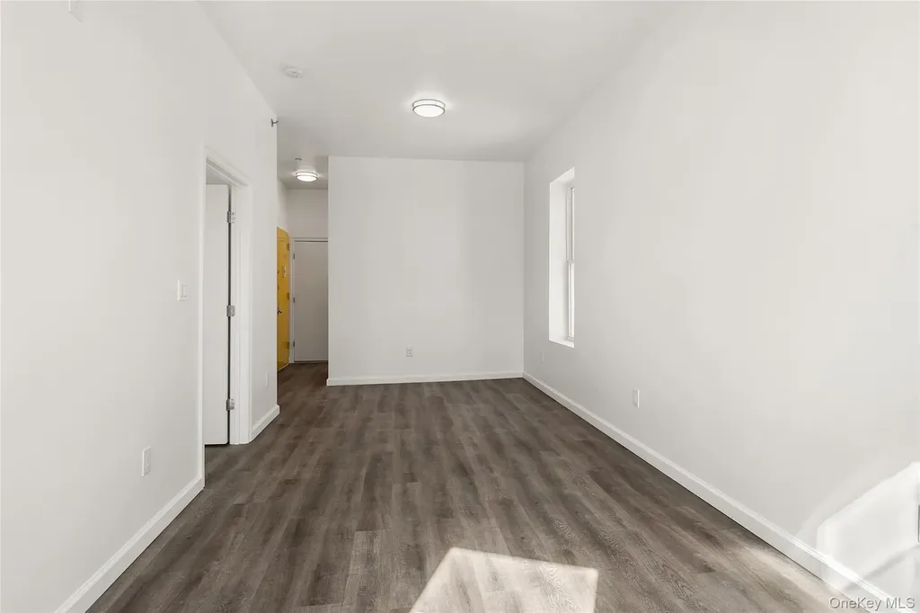 1047 Morris Avenue Bronx NY 10456