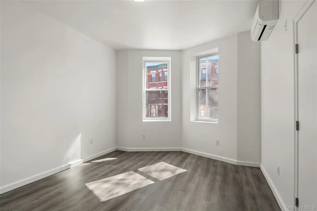 1047 Morris Avenue Bronx NY 10456