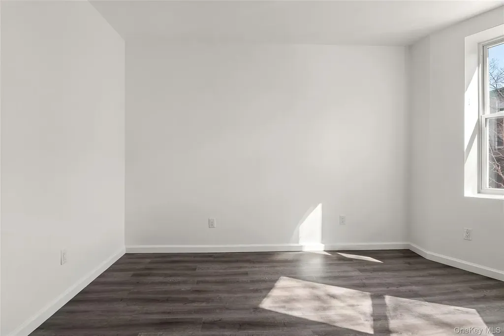 1047 Morris Avenue Bronx NY 10456
