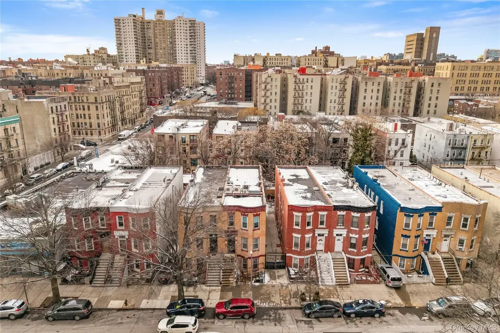1047 Morris Avenue Bronx NY 10456