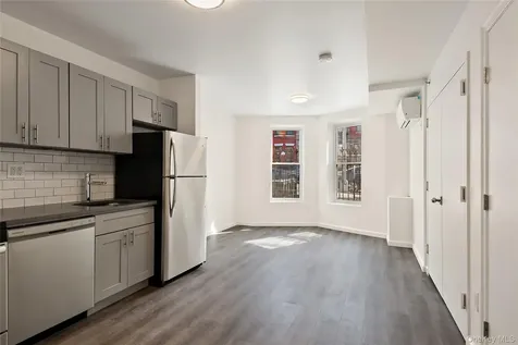 1047 Morris Avenue Bronx NY 10456