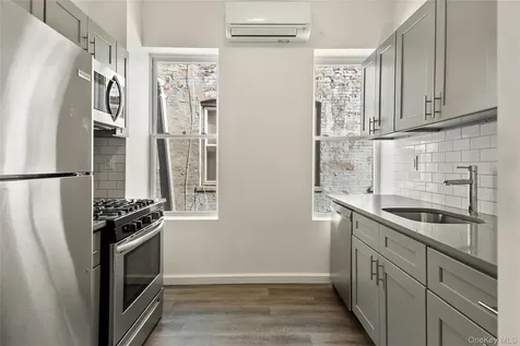 1047 Morris Avenue Bronx NY 10456