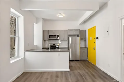 1047 Morris Avenue Bronx NY 10456