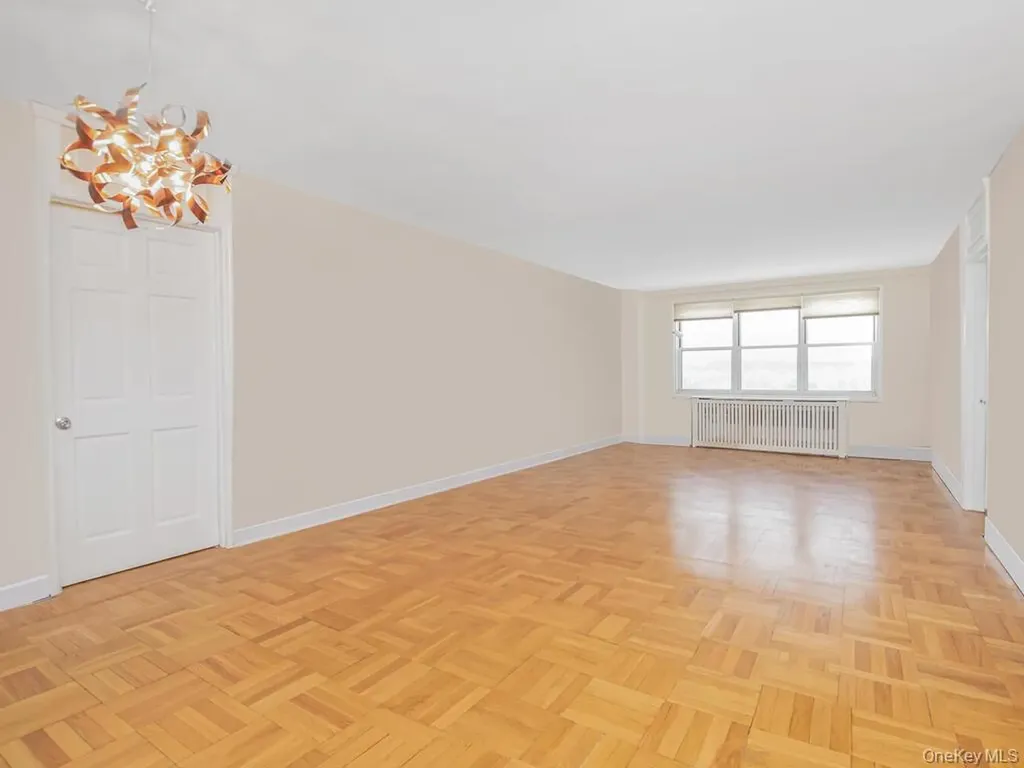 3935 Blackstone Avenue Bronx NY 10471