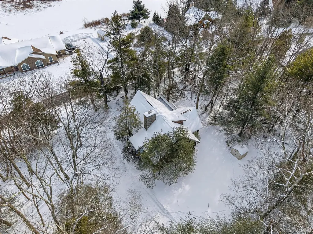 27 Manchester Road Rock Hill NY 12775