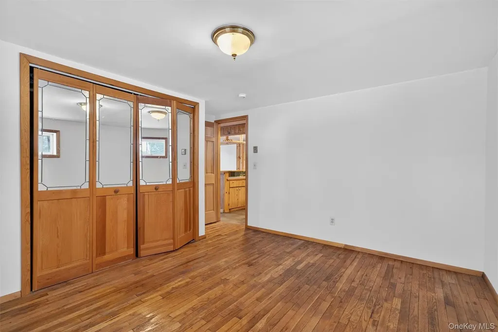 27 Manchester Road Rock Hill NY 12775