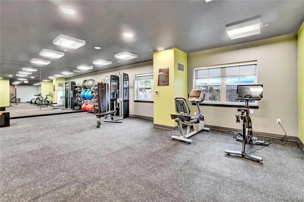 92 Blauvelt Way - The Sheldon Suffern NY 10901