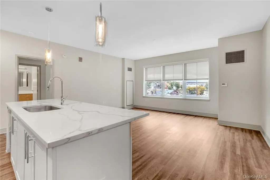 92 Blauvelt Way - The Sheldon Suffern NY 10901