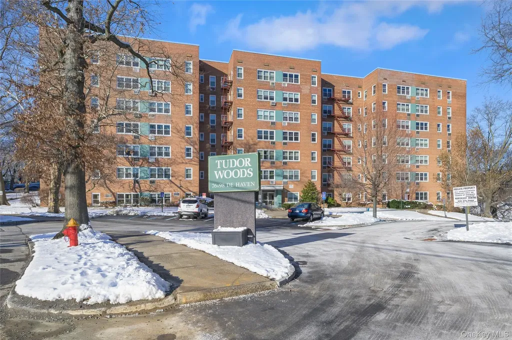 98 Dehaven Drive Yonkers NY 10703