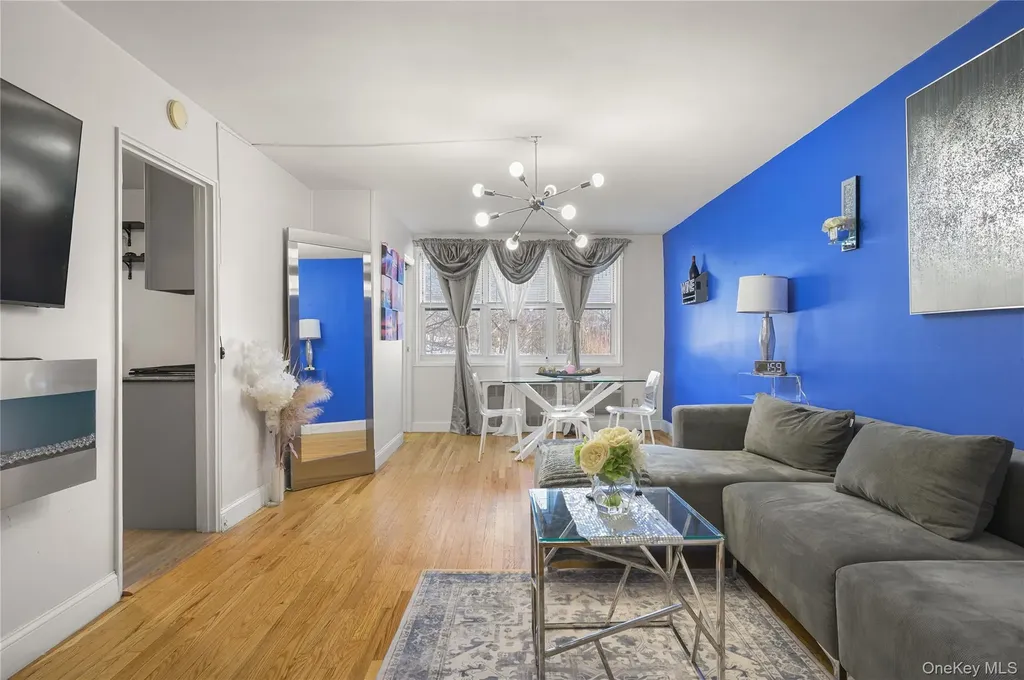 98 Dehaven Drive Yonkers NY 10703