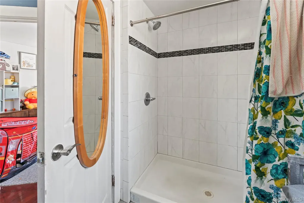 25 Laurel Road Nyack NY 10960