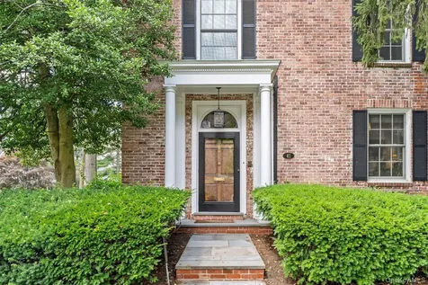 41 Garden Avenue Bronxville NY 10708