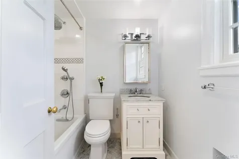 41 Garden Avenue Bronxville NY 10708