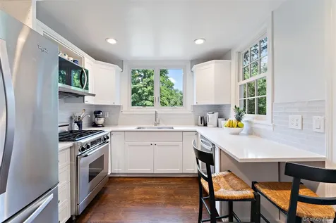 41 Garden Avenue Bronxville NY 10708