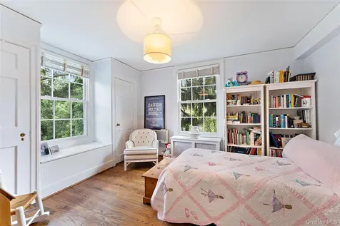 41 Garden Avenue Bronxville NY 10708