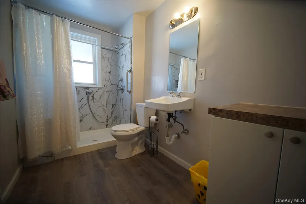 1147 Grenada Place Bronx NY 10466