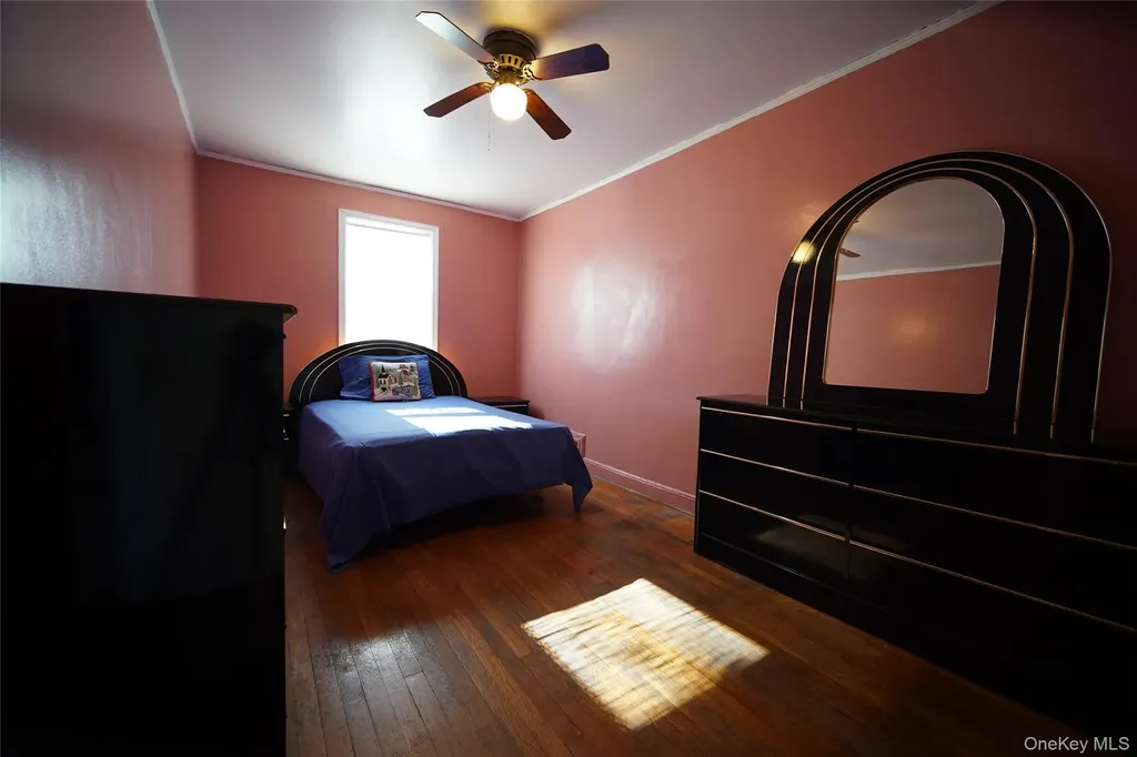 1147 Grenada Place Bronx NY 10466