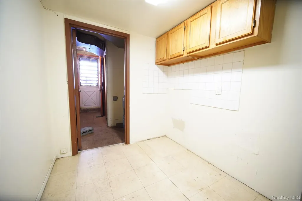 1147 Grenada Place Bronx NY 10466