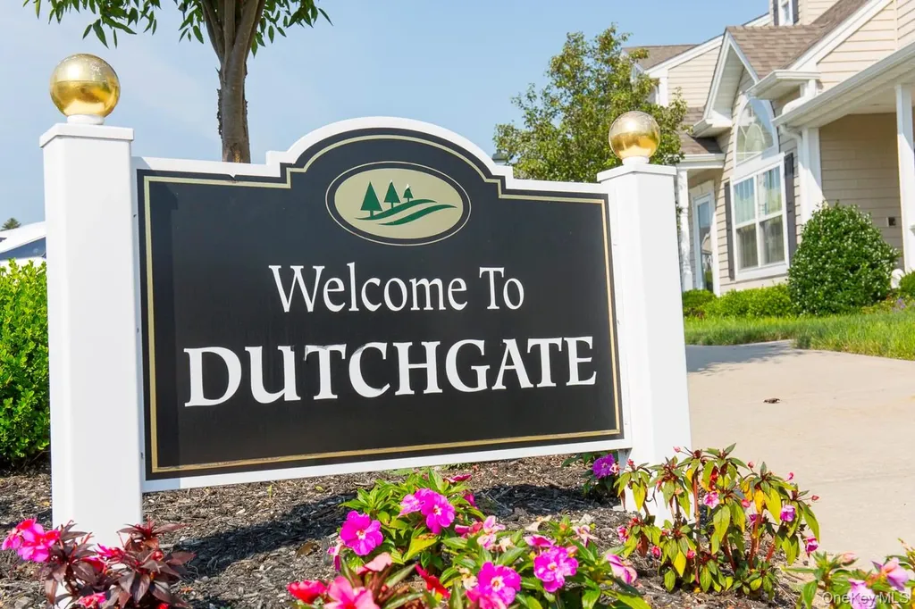 218 Willow Lane Valley Stream NY 11580