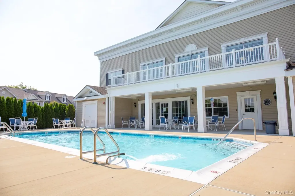 218 Willow Lane Valley Stream NY 11580