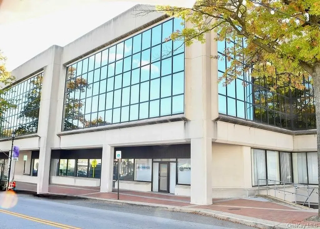 3 School Street Glen Cove NY 11542