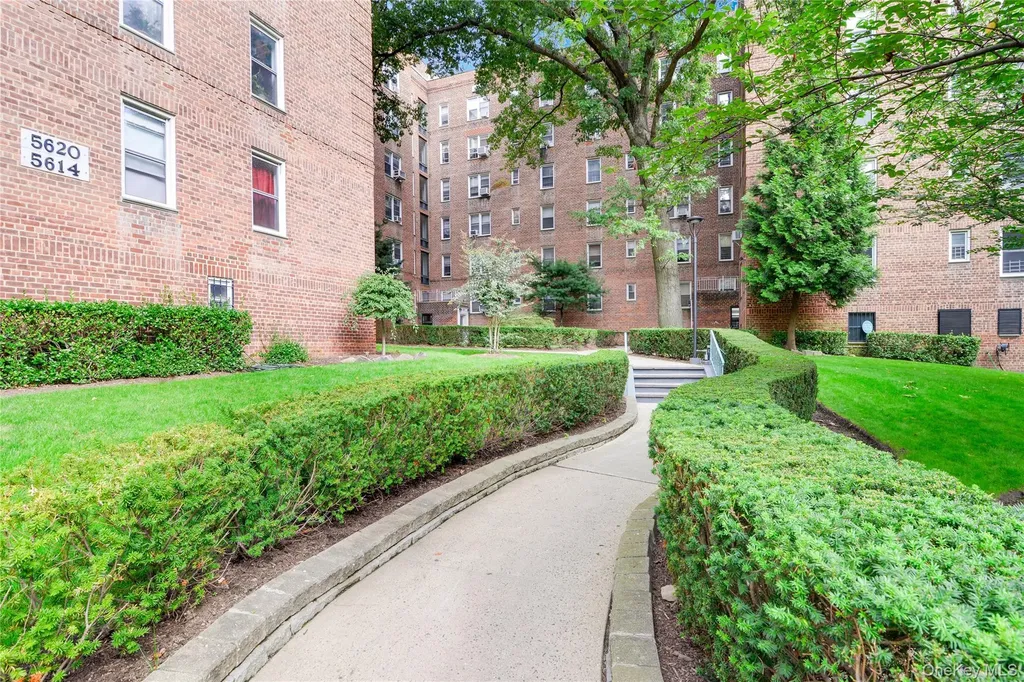 5614 Netherland Avenue Bronx NY 10471