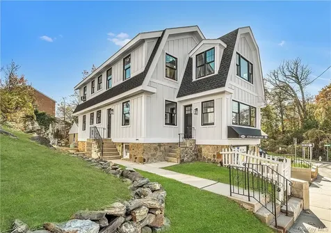 200 Main Street Eastchester NY 10709