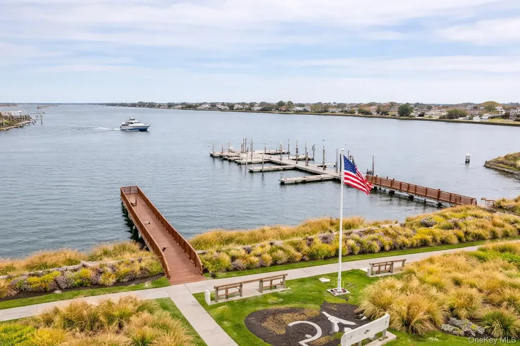 100 Baker Court Island Park NY 11558