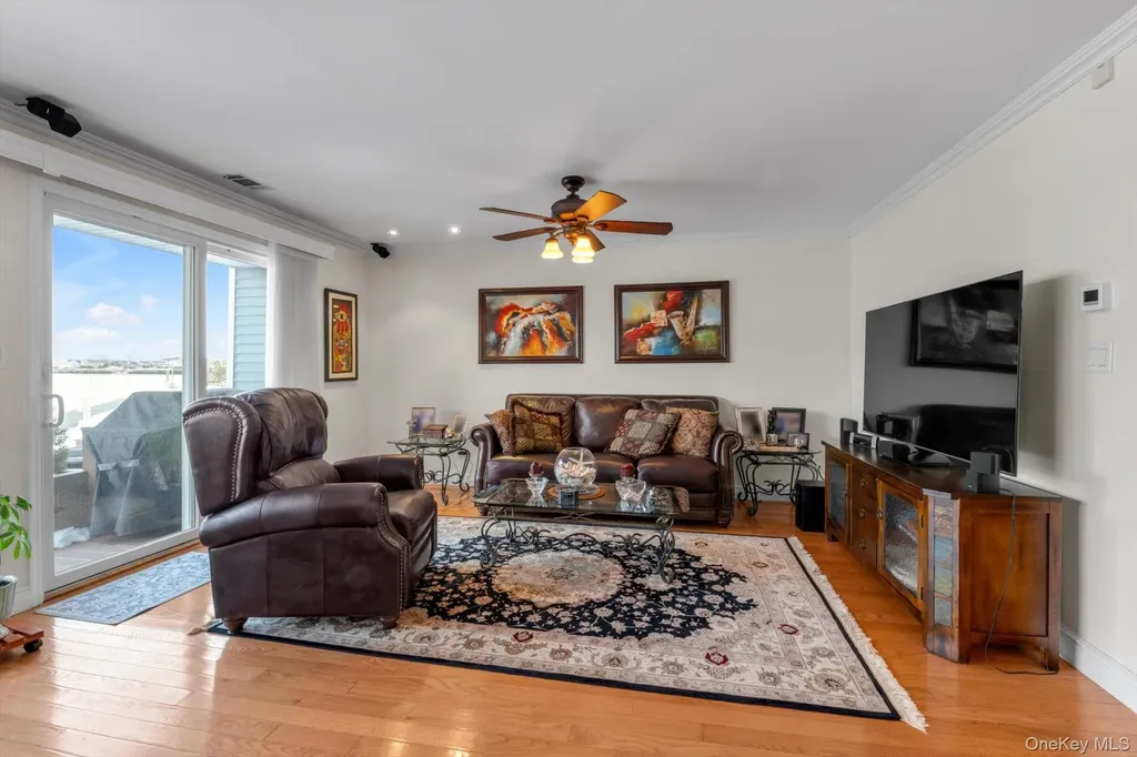100 Baker Court Island Park NY 11558