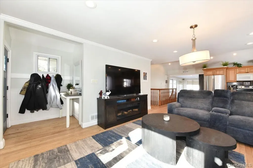 1721 Michael William Road North Merrick NY 11566